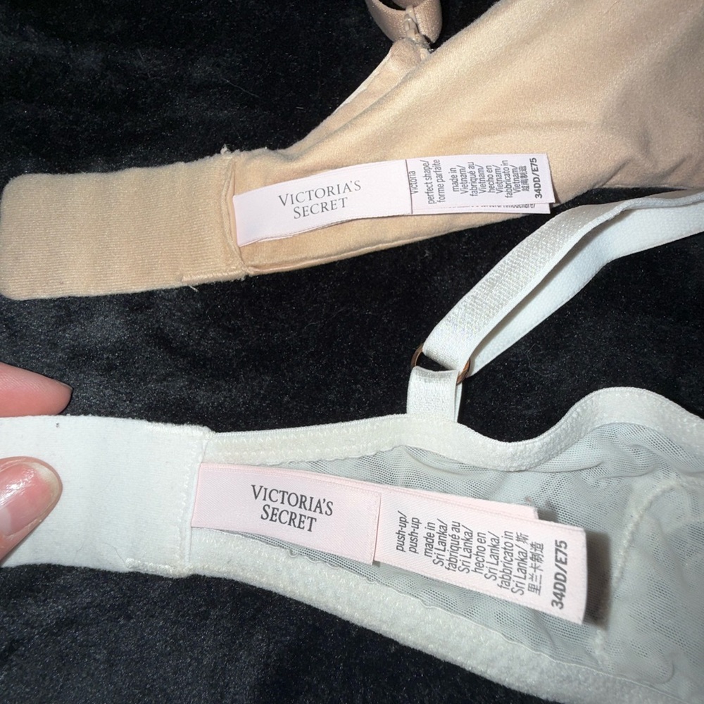 Victoria's Secret Lace and Satin Bra Set - Cream and Tan - Picture 4 of 7